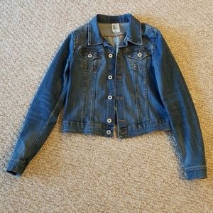 H&M denim jacket size 6